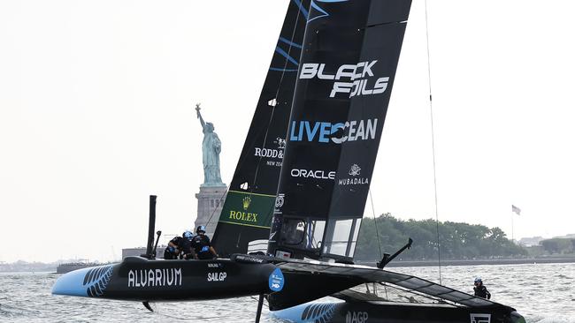 NEW YORK, NEW YORK - JUNE 22: Team New Zealand competes during day one of competition of SailGP New York on June 22, 2024 in New York City. Luke Hales/Getty Images/AFP (Photo by Luke Hales / GETTY IMAGES NORTH AMERICA / Getty Images via AFP)