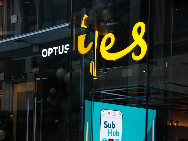 SYDNEY, AUSTRALIA - Newswire Photos October 04, 2022: A general stock view of the Optus store in the CBD in Sydney. Picture: NCA Newswire / Gaye Gerard