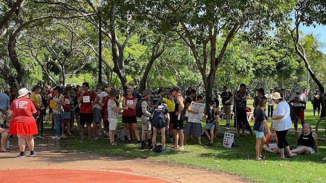 PICTURES: Anti-vaccine mandate protesters return to the Esplanade