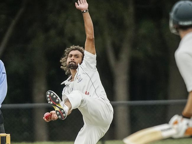 Cricket Southern Bayside: Chelsea v Dingley. TW Fernando bowling for Chelsea. Picture: Valeriu Campan