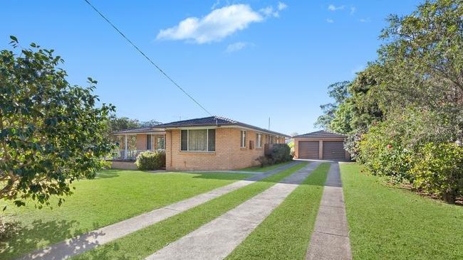 This Kincumber acreage with an original house smashed the reserve at auction.