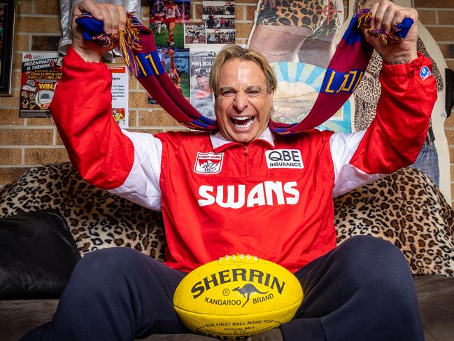 At home with Warwick Capper the Iconic swans player who played for both the Swans and Brisbane Lions. Picture: Jake Nowakowski