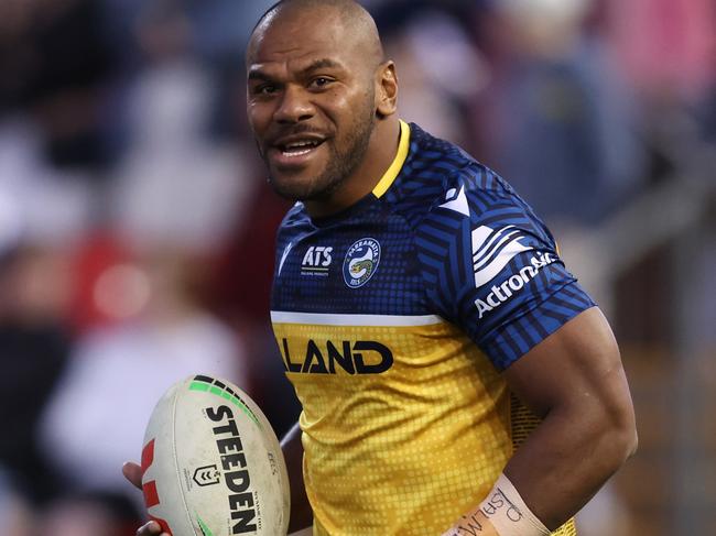 NEWCASTLE, AUSTRALIA - JUNE 29: Maika Sivo of the Eels warms up prior to the round 17 NRL match between Newcastle Knights and Parramatta Eels at McDonald Jones Stadium, on June 29, 2024, in Newcastle, Australia. (Photo by Scott Gardiner/Getty Images)