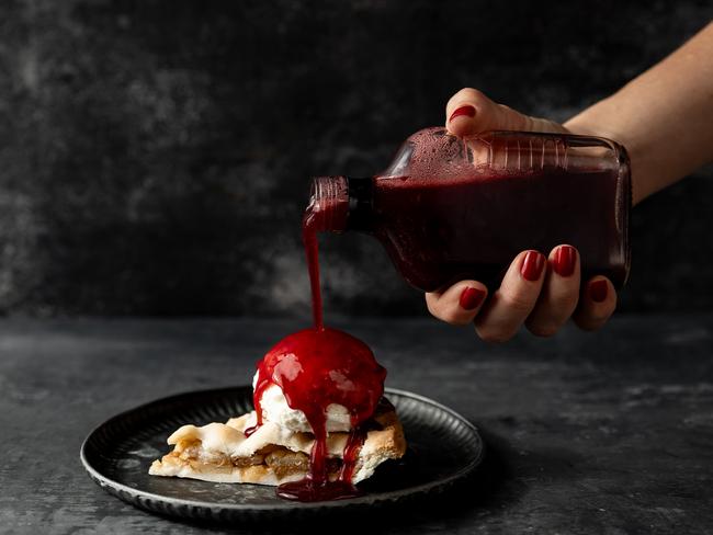 Gemdale Farm's Hot Apple Pie at the City of Hobart Winter Feast 2024. Photo credit Dearna Bond, courtesy of Dark Mofo 2024