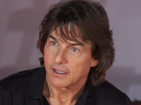 Tom Cruise shut down a reporter's question at a press event in Seoul.