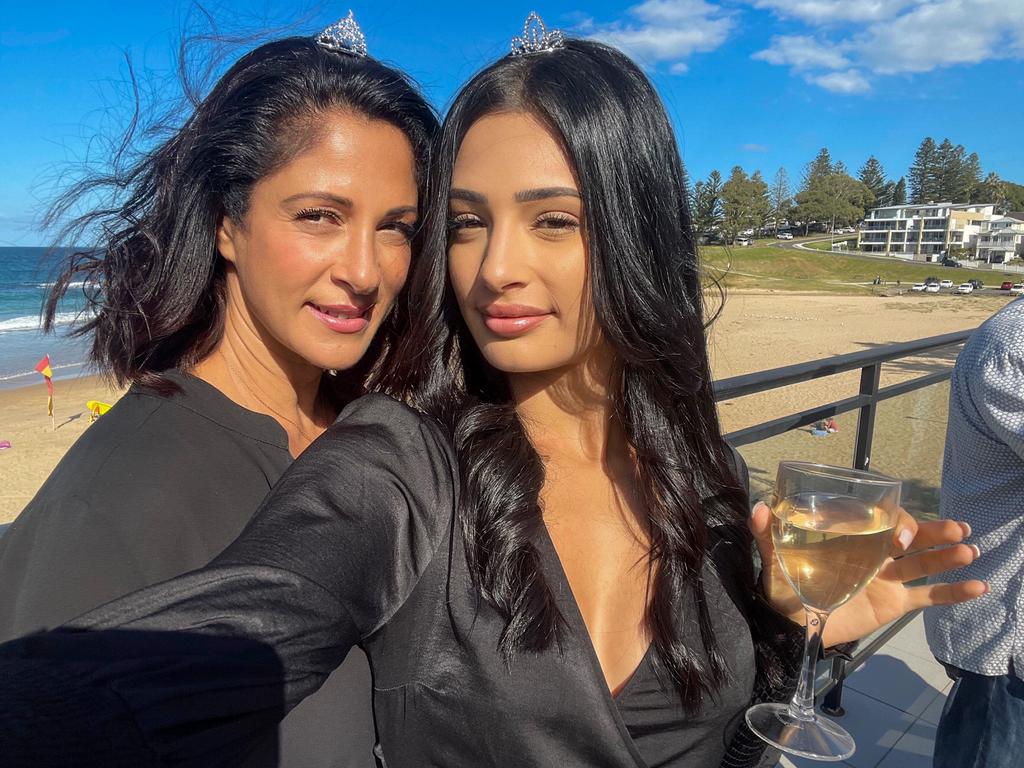 Nikki and her mother (pictured left) were expecting a three week holiday to Honolulu. Picture: Supplied