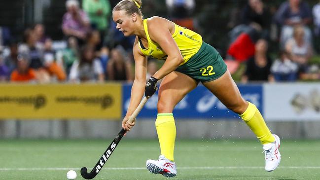 Tatum Stewart in action for the Hockeyroos.