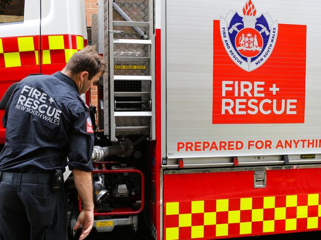 SYDNEY, AUSTRALIA - OCTOBER 07 2020: NSW Emergency Fire Services Crew at work in Sydney Australia, on OCTOBER 07 2020. Picture: NCA Newswire / Gaye Gerard