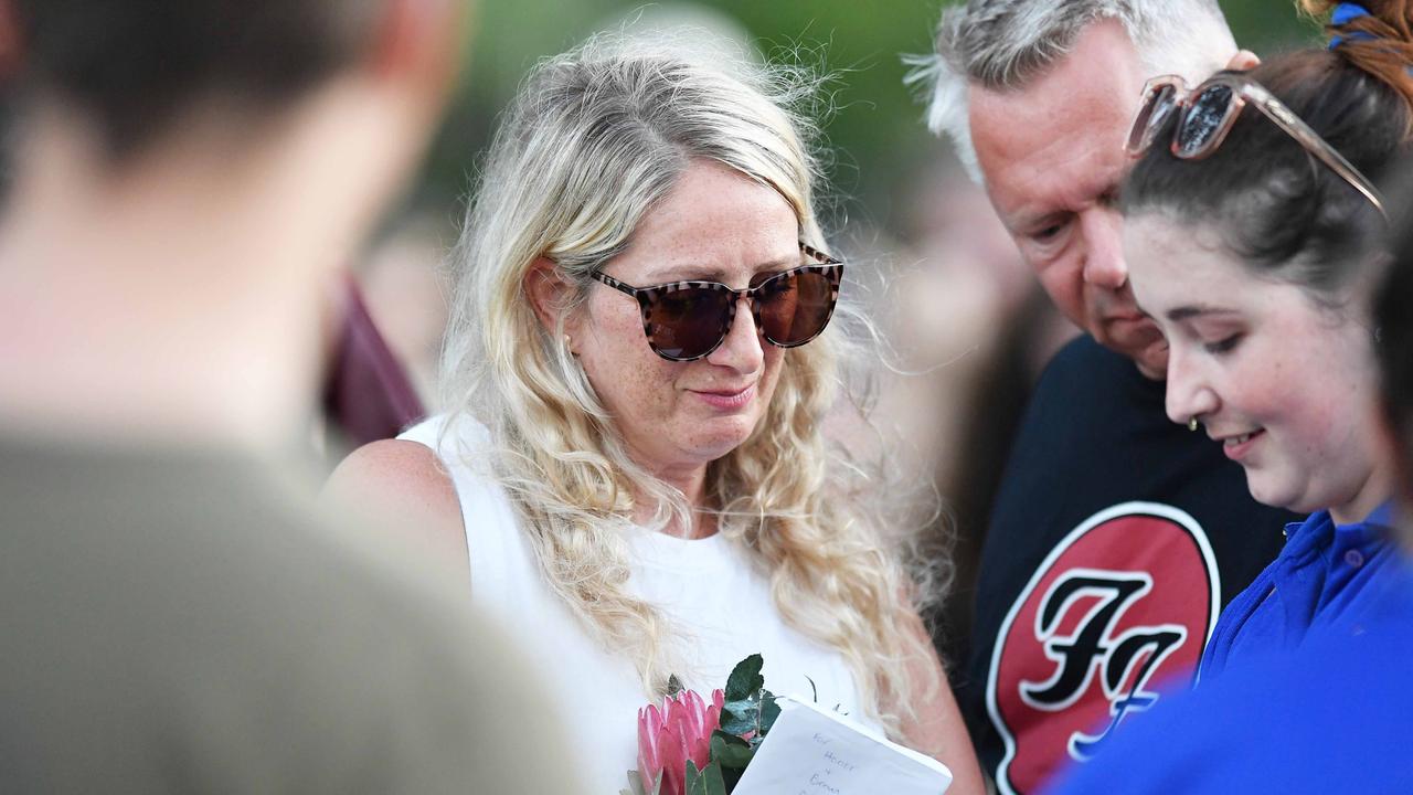 Honor Ward’s parents, Steve and Louisa Ward, gathered with loved ones in Noosaville to pay tribute to their daughter. Photo: Patrick Woods.