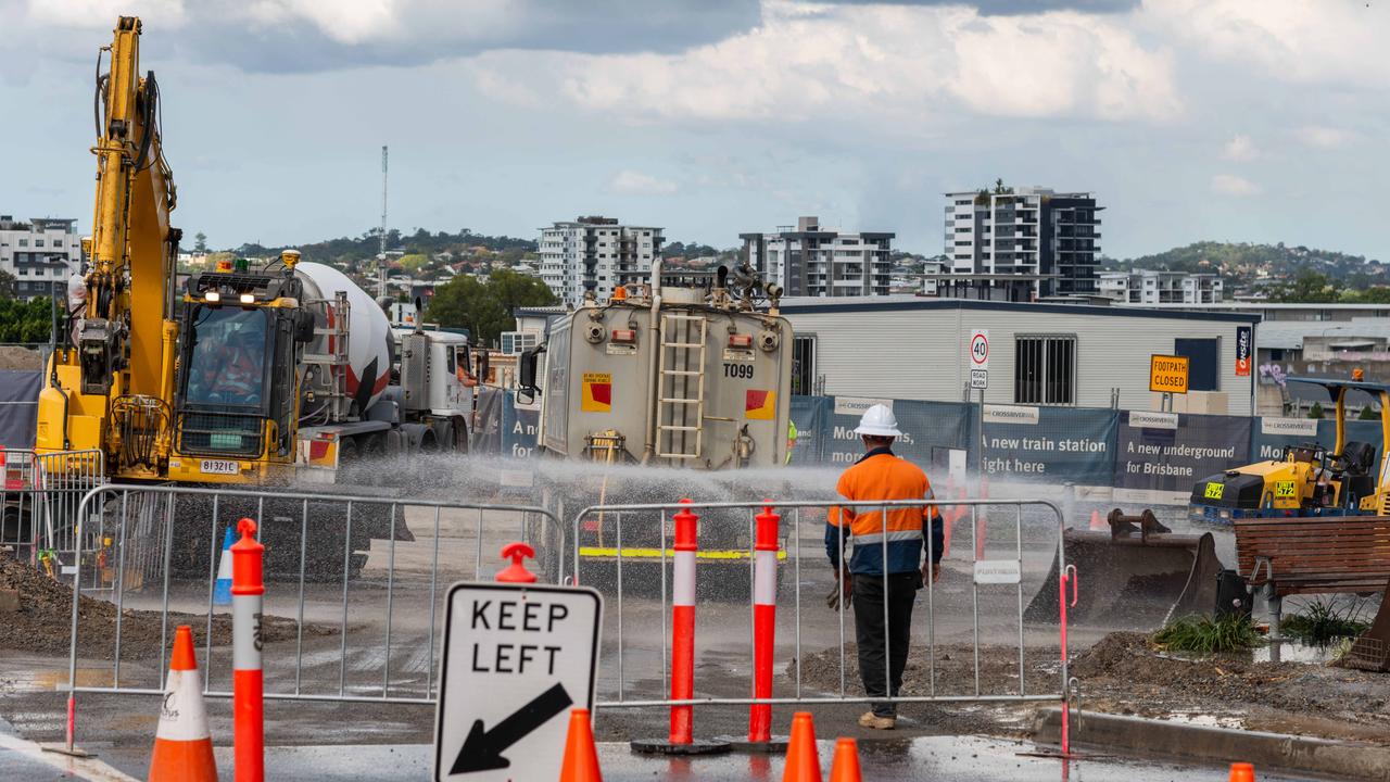 Boggo Road train station plan revealed to be billion dollar bungle ...