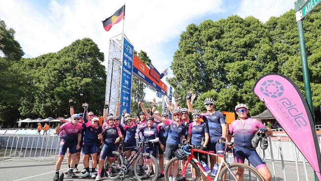 NEWS ADVHyundai Women's Stage 3: Stirling to Stirling Chris Wood owner/contact of Ride Holidays- 0419843945Image/Russell Millard Photography