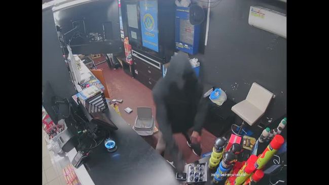 West Gosford: Armed robbery at service station on Central Coast Highway ...