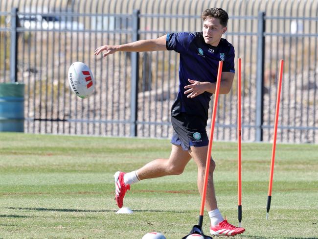 Before each training session and on game day Luke Metcalf does a 40-minute personally tailored warm-up. Picture: Getty Images