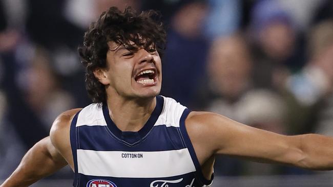 GEELONG, AUSTRALIA - AUGUST 03:  Lawson Humphries of the Cats celebrates a goal during the round 21 AFL match between Geelong Cats and Adelaide Crows at GMHBA Stadium, on August 03, 2024, in Geelong, Australia. (Photo by Darrian Traynor/Getty Images)