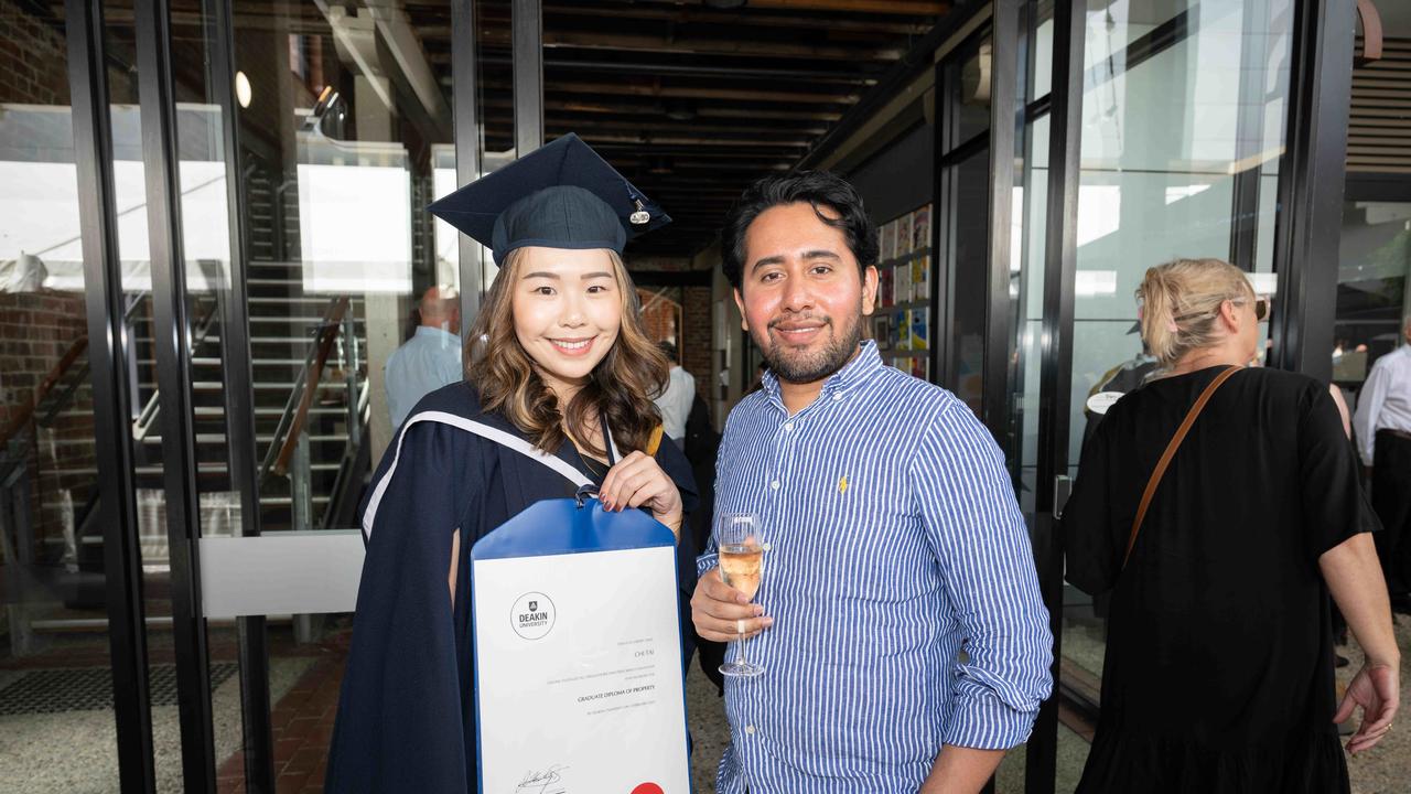 03-02-2025 Deakin University graduation Grace Tai and Adi Parh