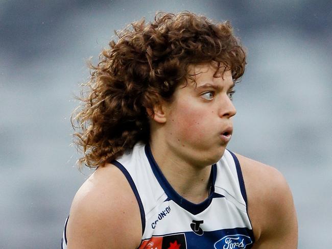 GEELONG, AUSTRALIA - OCTOBER 29: Nina Morrison of the Cats in action during the 2022 S7 AFLW Round 10 match between the Geelong Cats and the Sydney Swans at GMHBA Stadium on October 29, 2022 in Geelong, Australia. (Photo by Dylan Burns/AFL Photos via Getty Images)