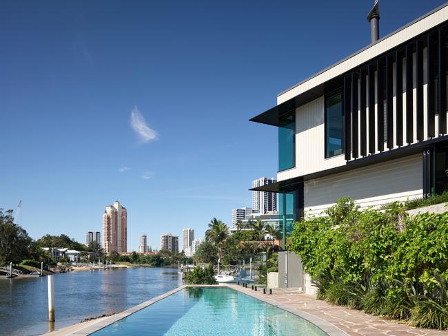 Bal Harbour in Broadbeach Waters