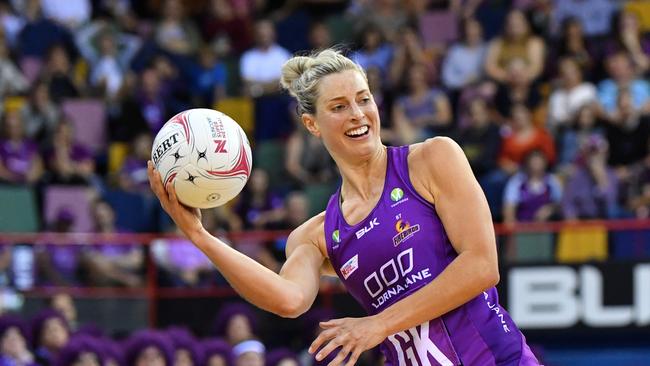 Laura Geitz of the Firebirds in action during the Round 5 Super Netball match between the Queensland Firebirds and the West Coast Fever at the Brisbane Entertainment Centre in Brisbane, Saturday, May 26, 2018. (AAP Image/Darren England) NO ARCHIVING, EDITORIAL USE ONLY