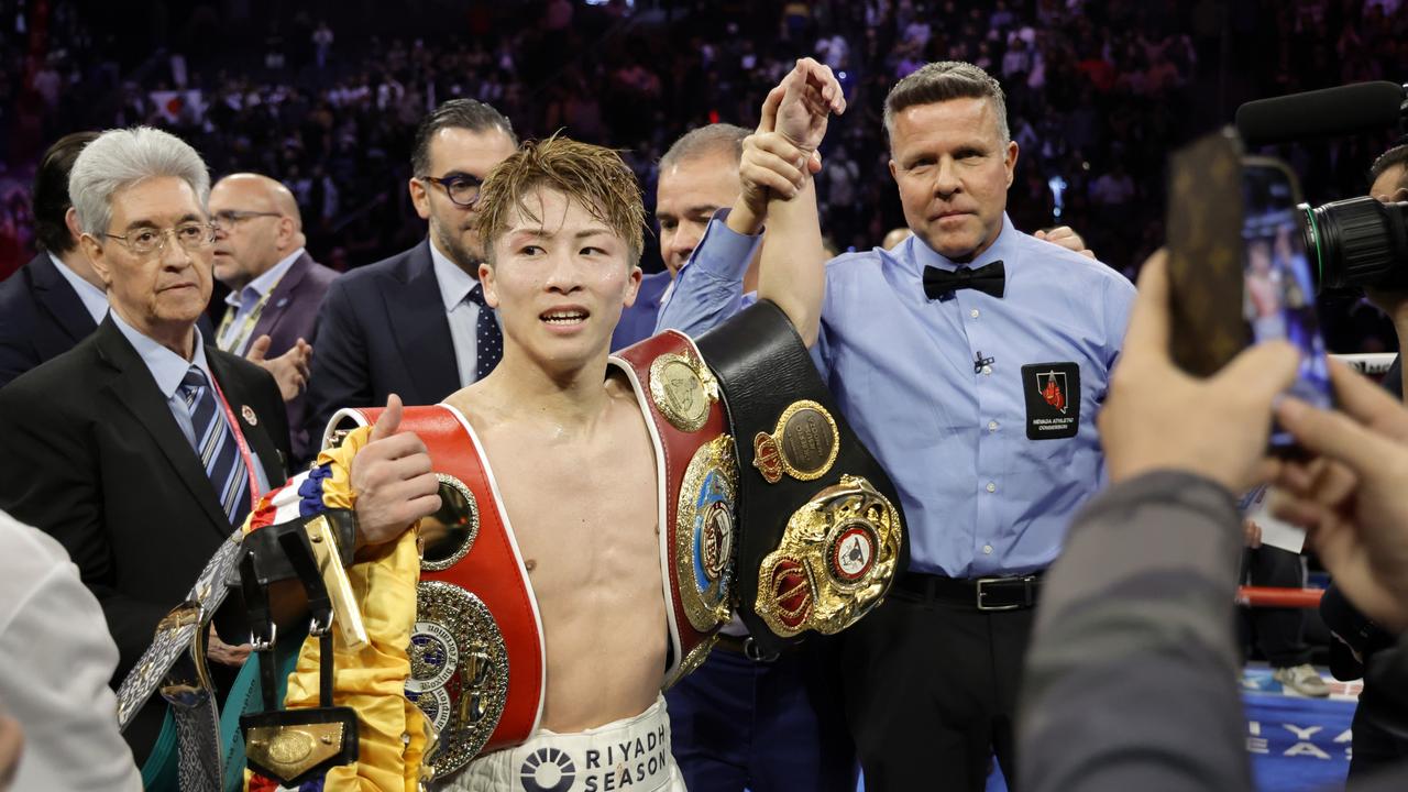 Unbeaten Boxing Star Overcomes Unexpected Knockdown from Underdog