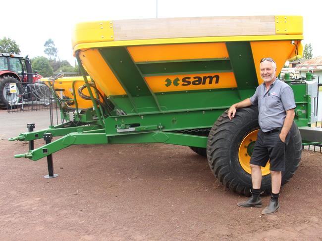 Rhys Evans sales consultant Mick Milbourne (correct spelling) with the SAM spreader which will be part of the businesses' display at the Sungold Field Days.