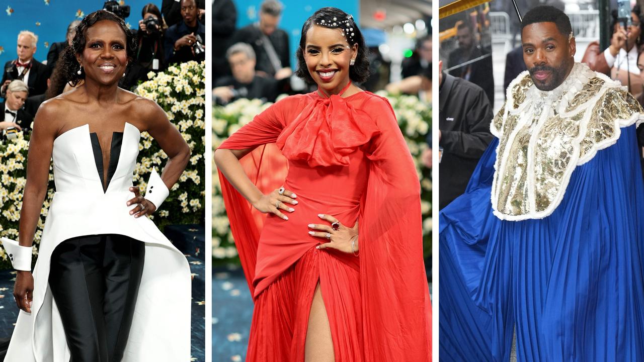 First celebs arrivals on Met Gala red carpet