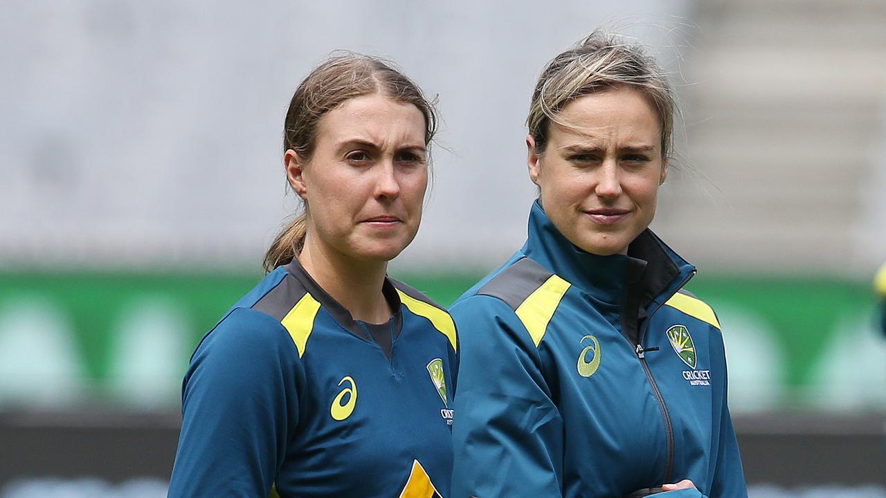 Injured aussie pair Elyse Perry and Tayla Vlaeminck at Australian cricket team training at the MCG before the Womens World Cup final tomorrow. 07/03/2020. . Pic: Michael Klein