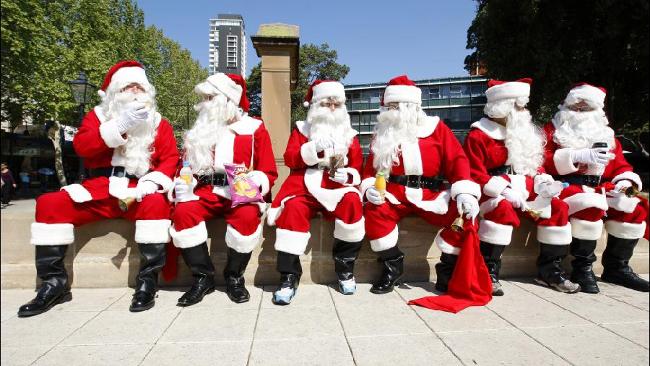 Santa suits all Christmas types, from jolly fat men to skinny girls ...