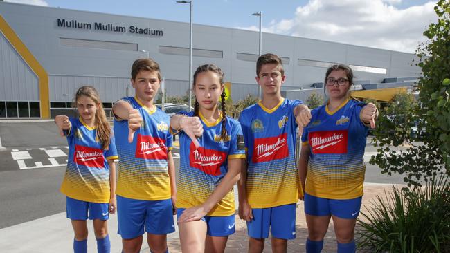 Mia Specchio, Nicholas Felicissimo, Jemma Smith, Ethan Specchio and Tahlia Florio outside the Mullum Mullum Stadium. Picture : George Salpigtidis