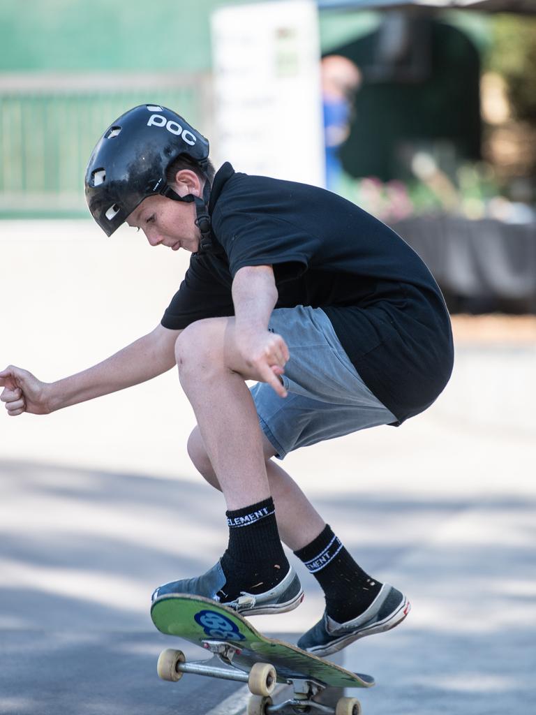 Harrison Bennett pictured competing at Berowra skate park at the skate, scooter and BMX battle royale (AAP IMAGE / MONIQUE HARMER)