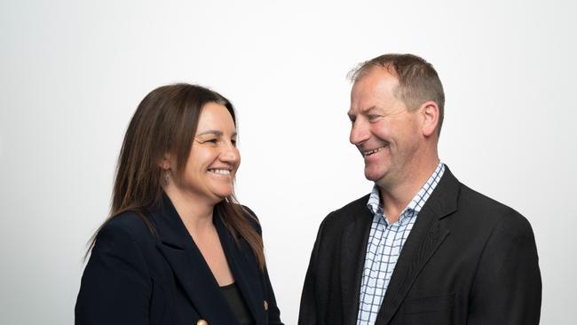 Senator Jacqui Lambie with JLN Lyons candidate Troy Pfitzner. Picture: Supplied.