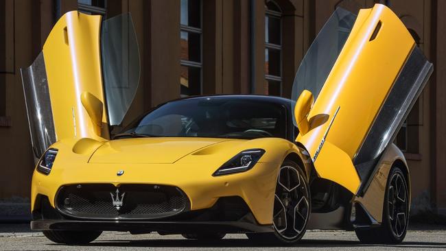 Butterfly doors make it easier to access the Maserati MC20.