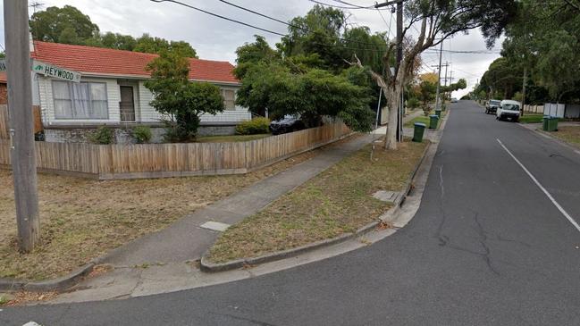 A man was arrested after guns and allegedly stolen power tools were found at ahome in Heywood St, Ringwood on July 20. Picture: Google Street View.