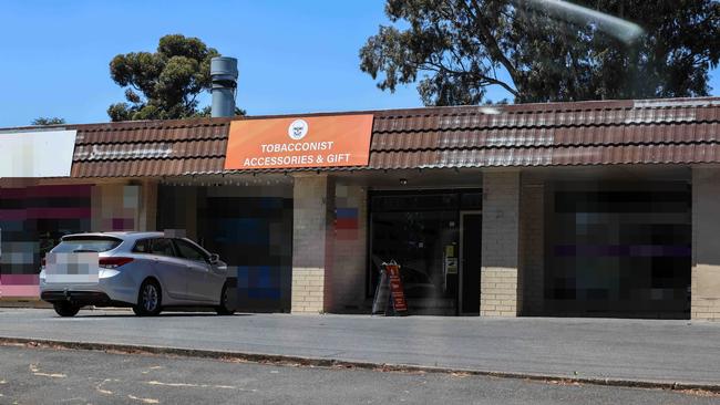 An unlicensed tobacconist has opened next door to Banksia Park Primary School which has raised concerns among residents. Picture: Russell Millard