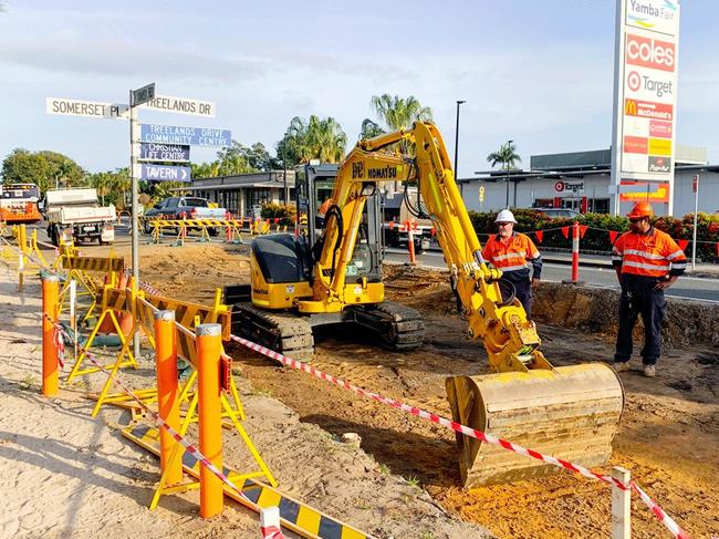 Roundabout work on Treelands Drive, Yamba.