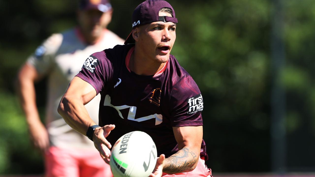 Reece Walsh during Brisbane Broncos training from Red Hill. Picture: Zak Simmonds