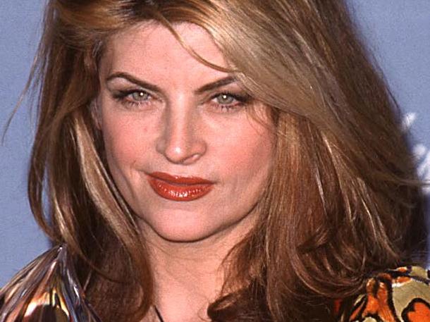 (FILES) In this file photo taken on January 12, 1998 (FILES) In this file photo taken on January 12, 1998, US actress Kirstie Alley holds the People Choice award for Favorite Female in a New Television Series, in Los Angeles, California. - Kirstie Alley, the two-time Emmy-winning actor who starred in the hit television sitcom "Cheers", died on December 5, 2022, after a battle with cancer, her family said. She was 71. (Photo by Chris Delmas / AFP)