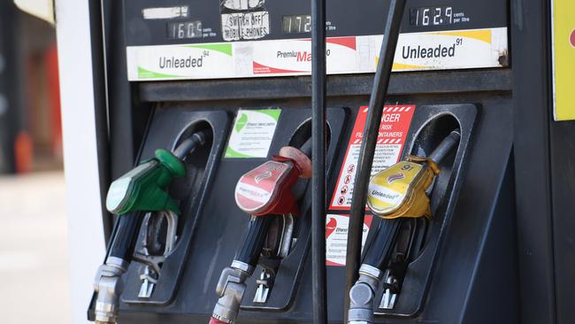 Melbourne petrol prices are set to fall before Christmas. Picture: Tricia Watkinson