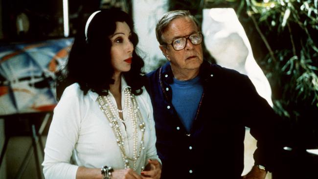 Zeffirelli with actress Cher during filming of the 1999 semi-autobiographical <i>Tea With Mussolini</i>.