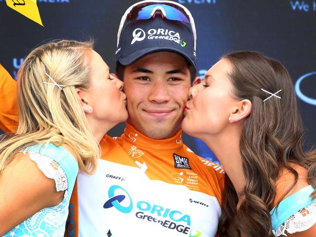 TOUR DOWN UNDER - Stage 1 - Prospect to Lyndoch. Caleb Ewan stands on the podum after winning the Ochre jersey Photo Sarah Reed.