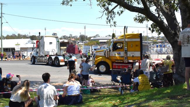 Families flocked to the Gatton Showgrounds to pay their respects to the trucking community, lining the streets, and waving to drivers. Lights On The Hill memorial.