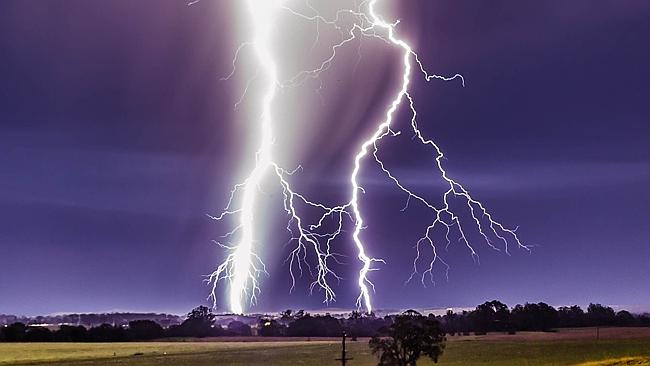 Mt Warning: Lightning strike that killed Sam Beattie was one of 6600 in 24  hours, Lightning Maps reveal  — Australia's leading news site