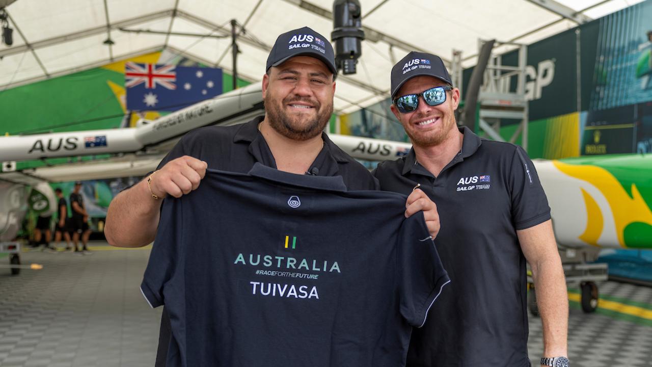 UFC fighter Tai Tuivasa (left) with Slingsby ahead of a bumper weekend of sport in Sydney. Photo: Felix Diemer for SailGP.