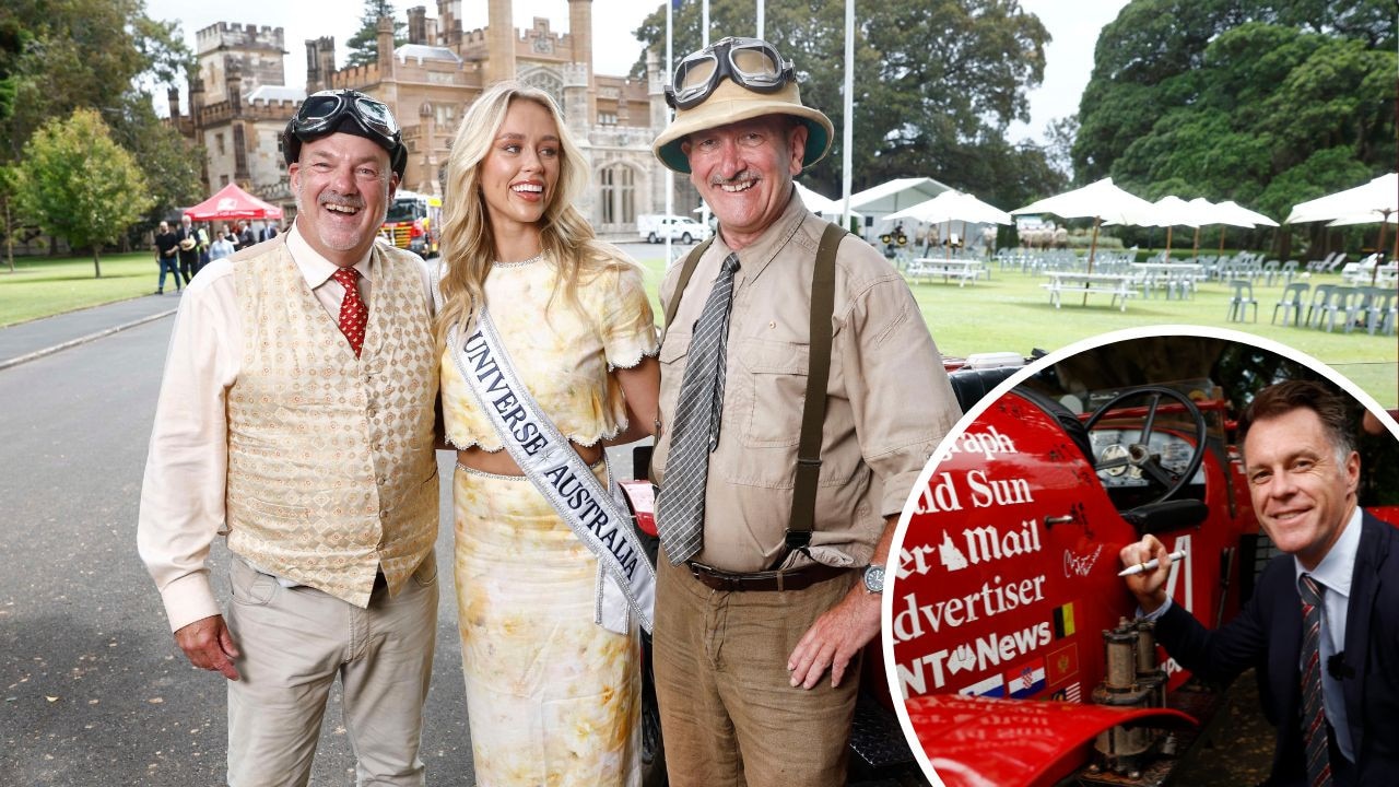 Bean Team welcomed by Miss Universe Australia and Premier on arrival in Sydney