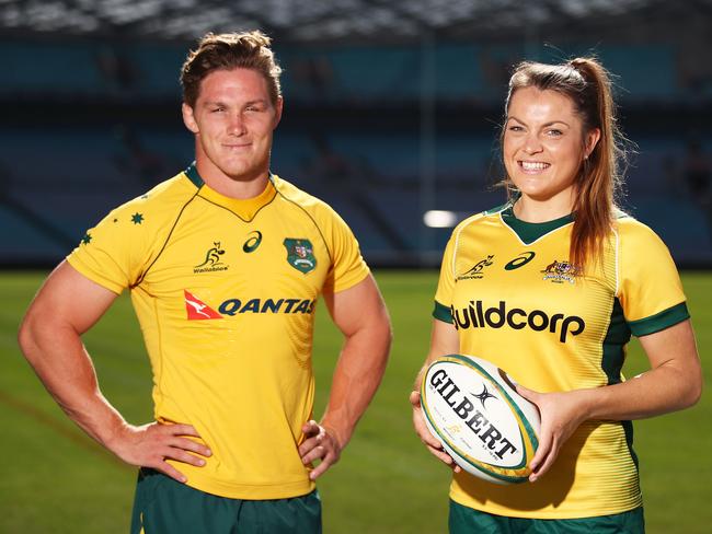 SYDNEY, AUSTRALIA - APRIL 24:  Grace Hamilton of the Wallaroos and Michael Hooper of the Wallabies pose during a Rugby Australia media call at ANZ Stadium on April 24, 2018 in Sydney, Australia.  (Photo by Matt King/Getty Images)