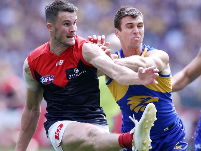 AFL 2nd Preliminary Final. West Coast Eagles vs Melbourne at Optus Stadium, Perth. Melbourne's Joel Smith snaps at goal 1st qtr   . Pic: Michael Klein