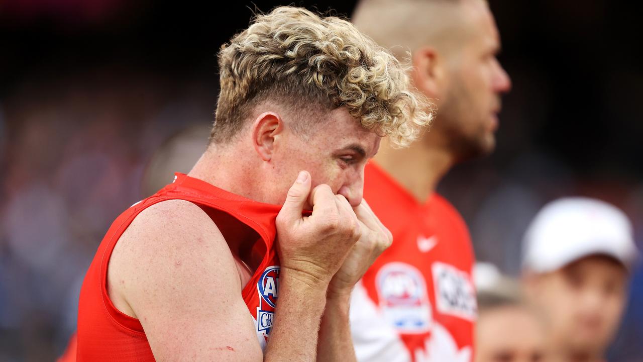 Chad Warner was fighting back tears after Sydney’s 81-point grand final defeat to Geelong. Picture: Getty Images