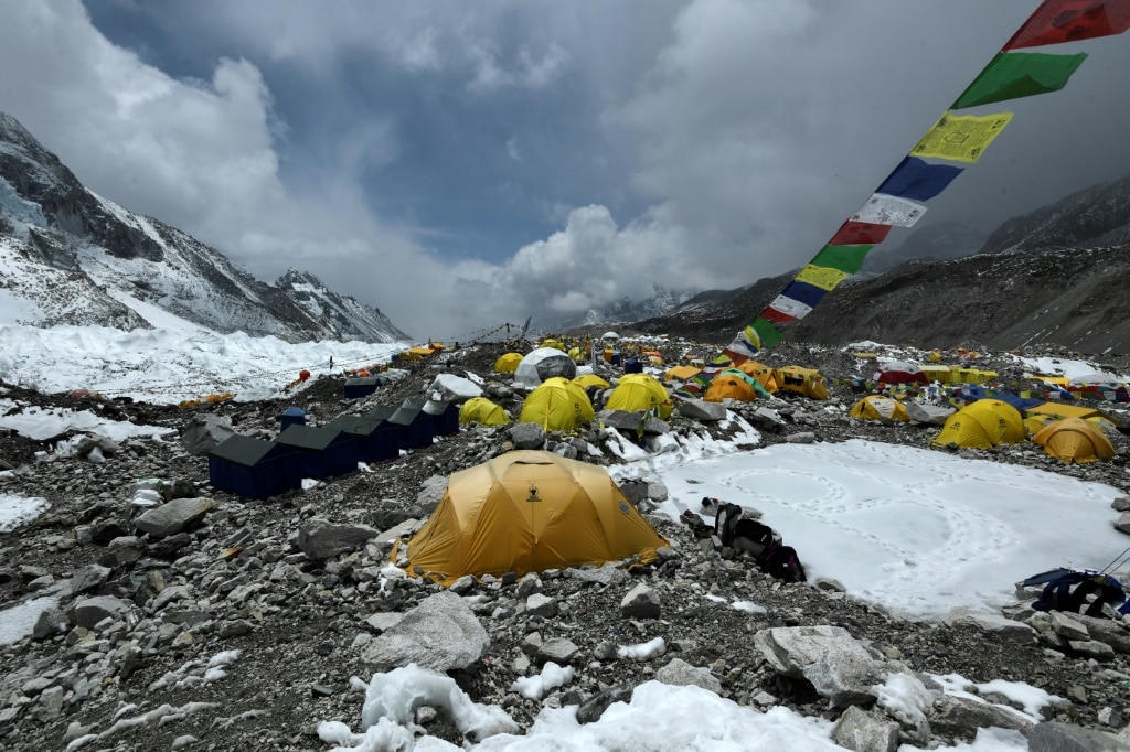 As ice melts, Everest’s ‘death zone’ gives up its ghosts | news.com.au ...