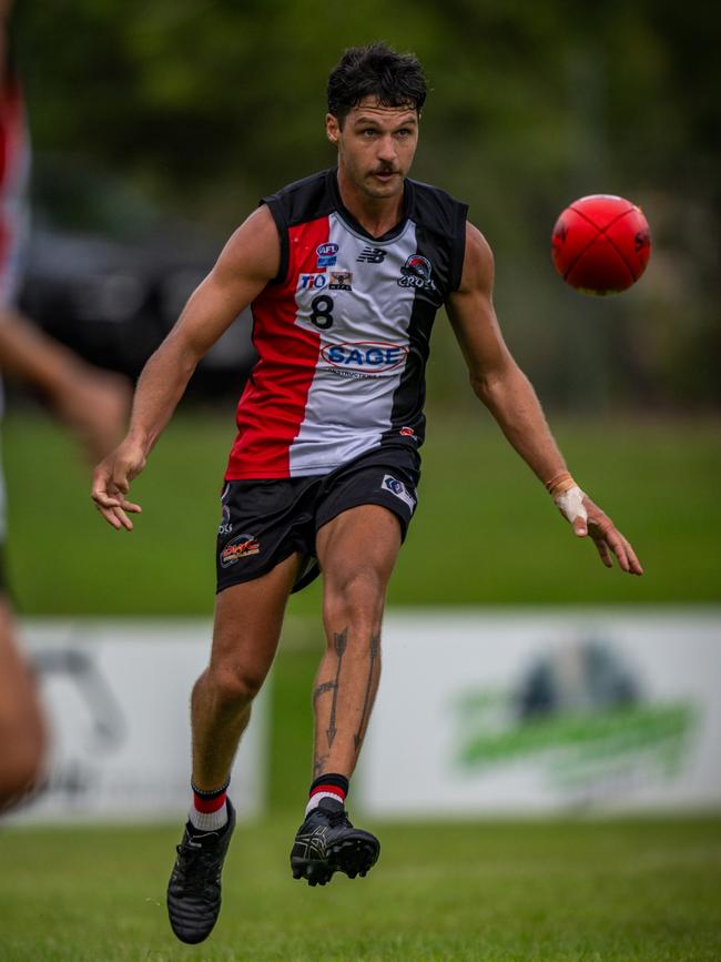 Michael Bowden playing for Southern Districts in the 2024-25 NTFL season. Picture: Patch Clapp / AFLNT Media