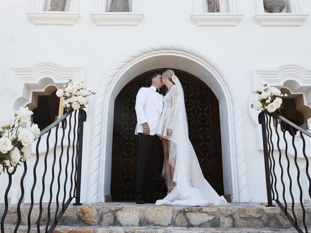 Karl Stefanovic and Jasmine Yarbrough wed in Cabo