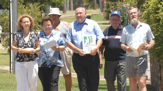 Ken Chapman with Cabramatta Neighbourhood Watch members when he was mayor.